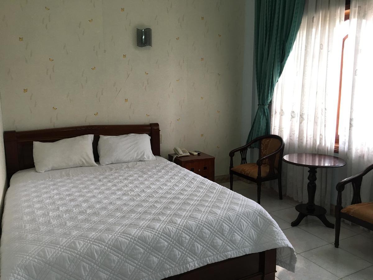 Hoa Anh Dao Hotel Tuy Hòa Exterior foto